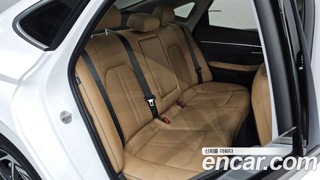 Hyundai Sonata 2025 — photo 17