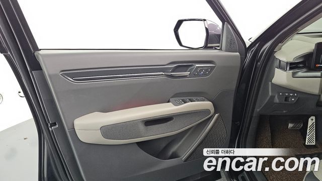 Kia EV9 2024 — photo 25