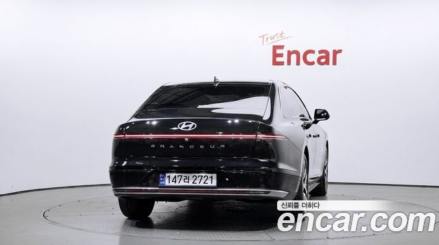 Hyundai Grandeur 2023 — photo 4