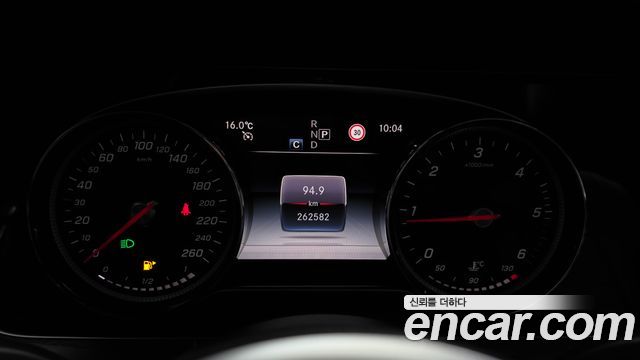 Mercedes-Benz E-Class 2019 — photo 8