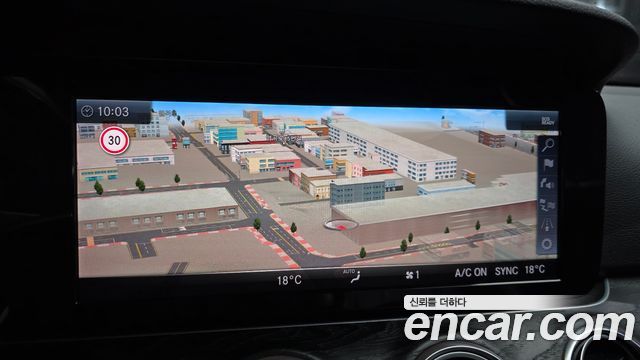 Mercedes-Benz E-Class 2019 — photo 14