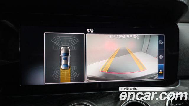 Mercedes-Benz E-Class 2019 — photo 15