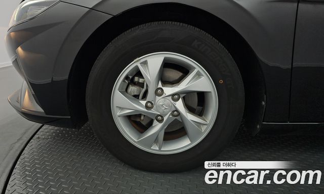 Hyundai AVANTE 2021 — photo 5