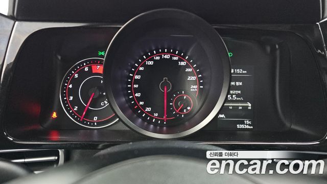 Hyundai AVANTE 2021 — photo 11