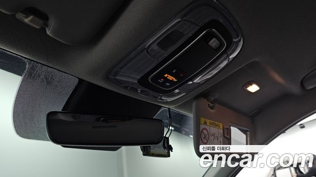 Hyundai AVANTE 2021 — photo 25