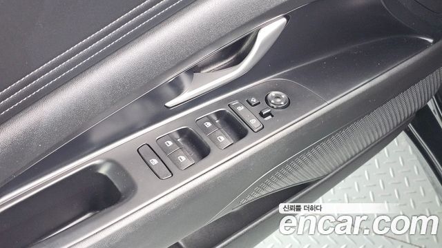 Hyundai AVANTE 2021 — photo 26