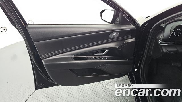 Hyundai AVANTE 2021 — photo 14