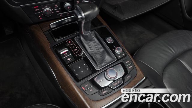 Audi A6 2015 — photo 12