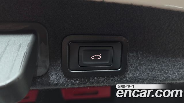 Audi A6 2015 — photo 32