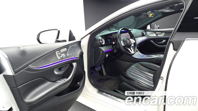 Mercedes-Benz CLS-Class 2021 — photo 10