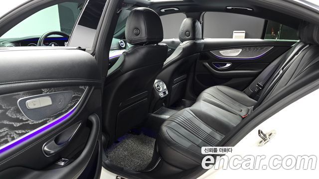 Mercedes-Benz CLS-Class 2021 — photo 11