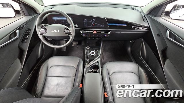 Kia Niro 2023 — photo 10