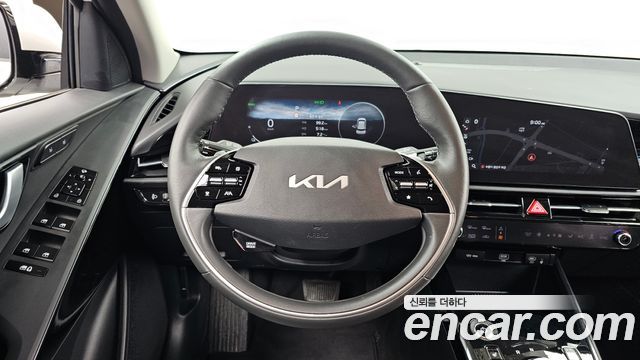 Kia Niro 2023 — photo 19