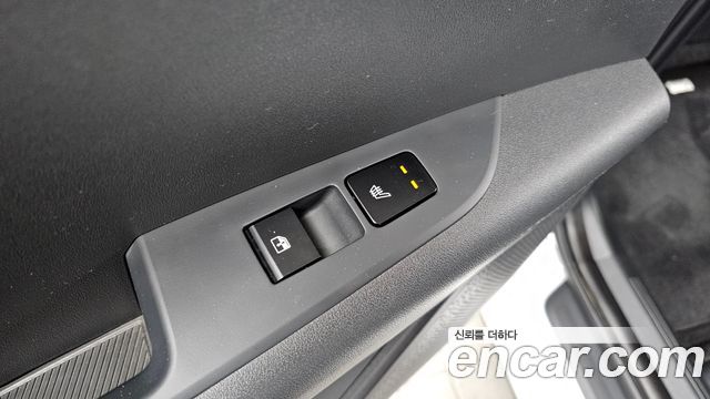 Kia Niro 2023 — photo 25