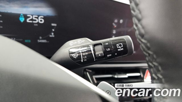 Kia Niro 2023 — photo 29