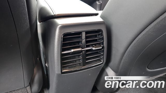 Kia Niro 2023 — photo 31
