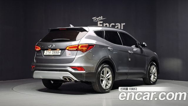 Hyundai Santafe 2016 — photo 2