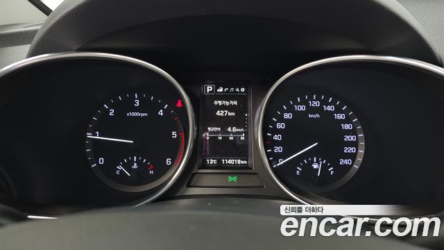 Hyundai Santafe 2016 — photo 11
