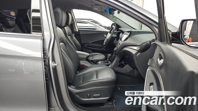 Hyundai Santafe 2016 — photo 17