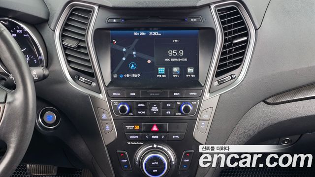 Hyundai Santafe 2016 — photo 20