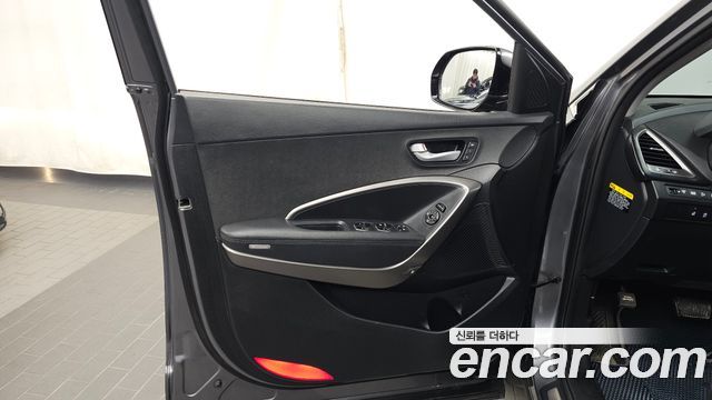 Hyundai Santafe 2016 — photo 14