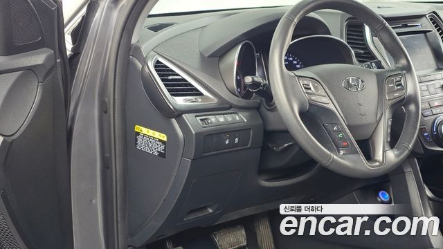 Hyundai Santafe 2016 — photo 29
