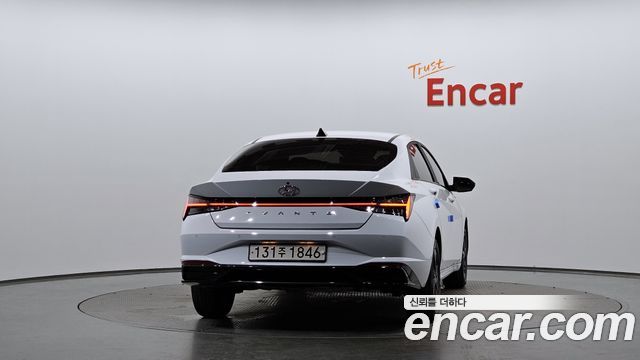 Hyundai AVANTE 2023 — photo 4