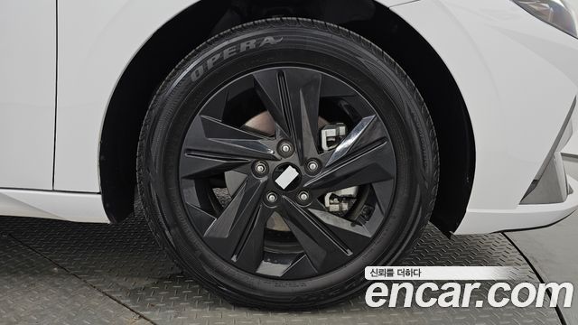 Hyundai AVANTE 2023 — photo 5