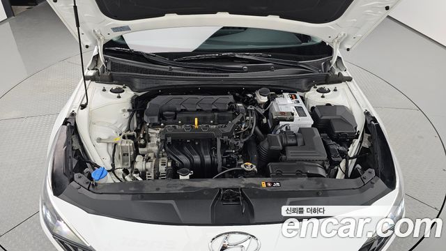 Hyundai AVANTE 2023 — photo 6