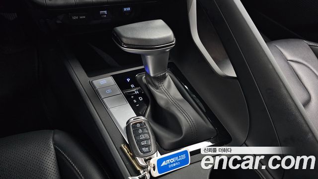 Hyundai AVANTE 2023 — photo 12