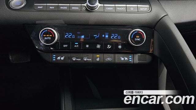 Hyundai AVANTE 2023 — photo 24