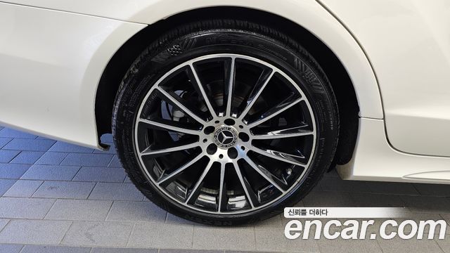Mercedes-Benz CLS-Class 2017 — photo 5