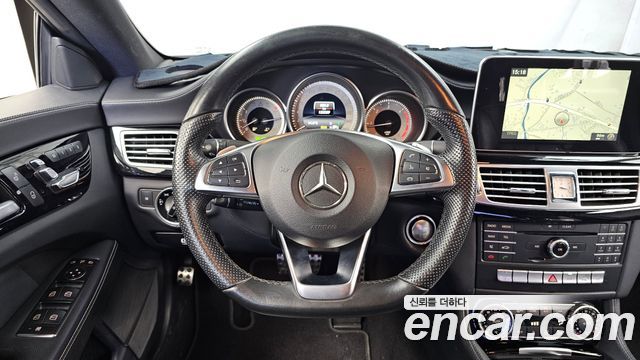 Mercedes-Benz CLS-Class 2017 — photo 19