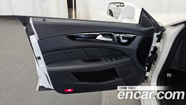 Mercedes-Benz CLS-Class 2017 — photo 14