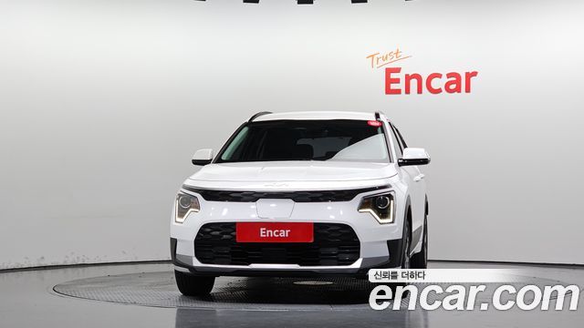 Kia Niro 2023 — photo 3