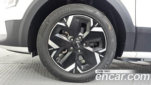 Kia Niro 2023 — photo 5