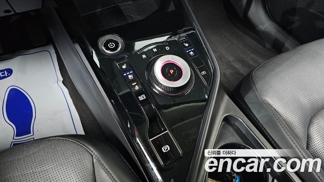 Kia Niro 2023 — photo 12