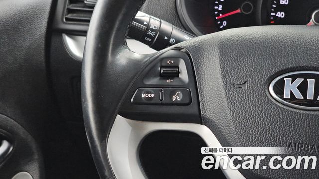 Kia morning 2013 — photo 17