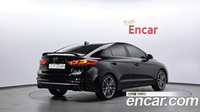Hyundai AVANTE 2016 — photo 2