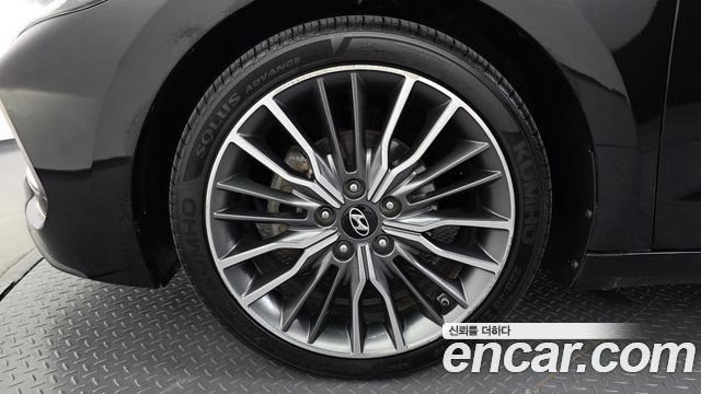 Hyundai AVANTE 2016 — photo 5