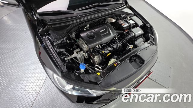 Hyundai AVANTE 2016 — photo 6