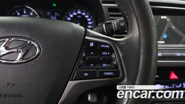 Hyundai AVANTE 2016 — photo 23