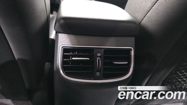 Hyundai AVANTE 2016 — photo 27