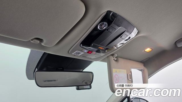 Kia K5 2023 — photo 16