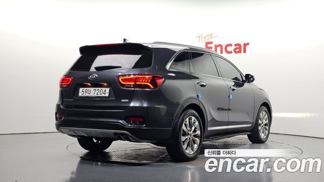 Kia Sorento 2019 — photo 2