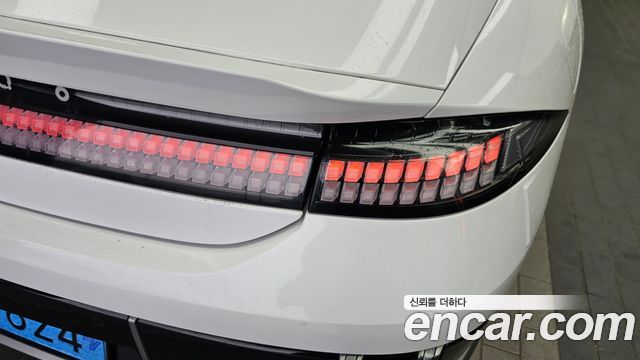 Hyundai Ioniq6 2023 — photo 9
