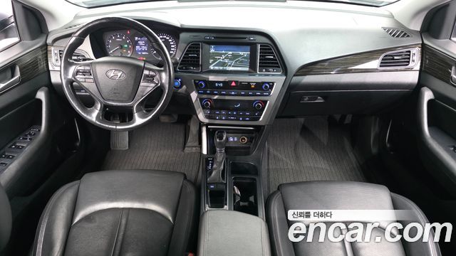Hyundai Sonata 2016 — photo 10