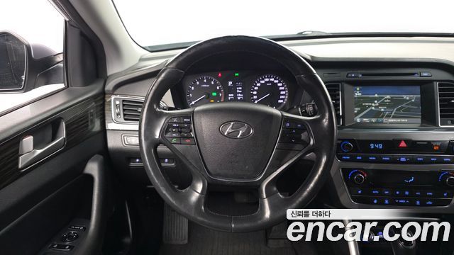 Hyundai Sonata 2016 — photo 19
