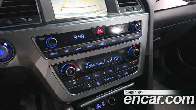 Hyundai Sonata 2016 — photo 22