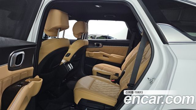 Kia Sorento 2023 — photo 18